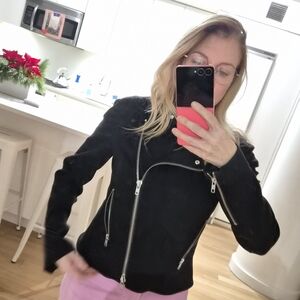 Women's Black Zipper Jacket